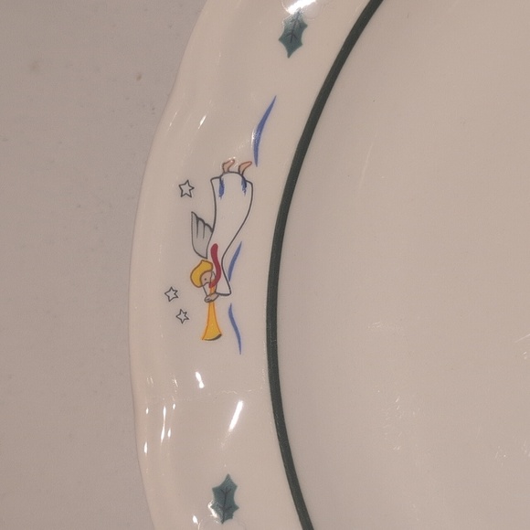 Pfaltzgraff "Snow Village" dinner plate euc - Picture 8 of 12